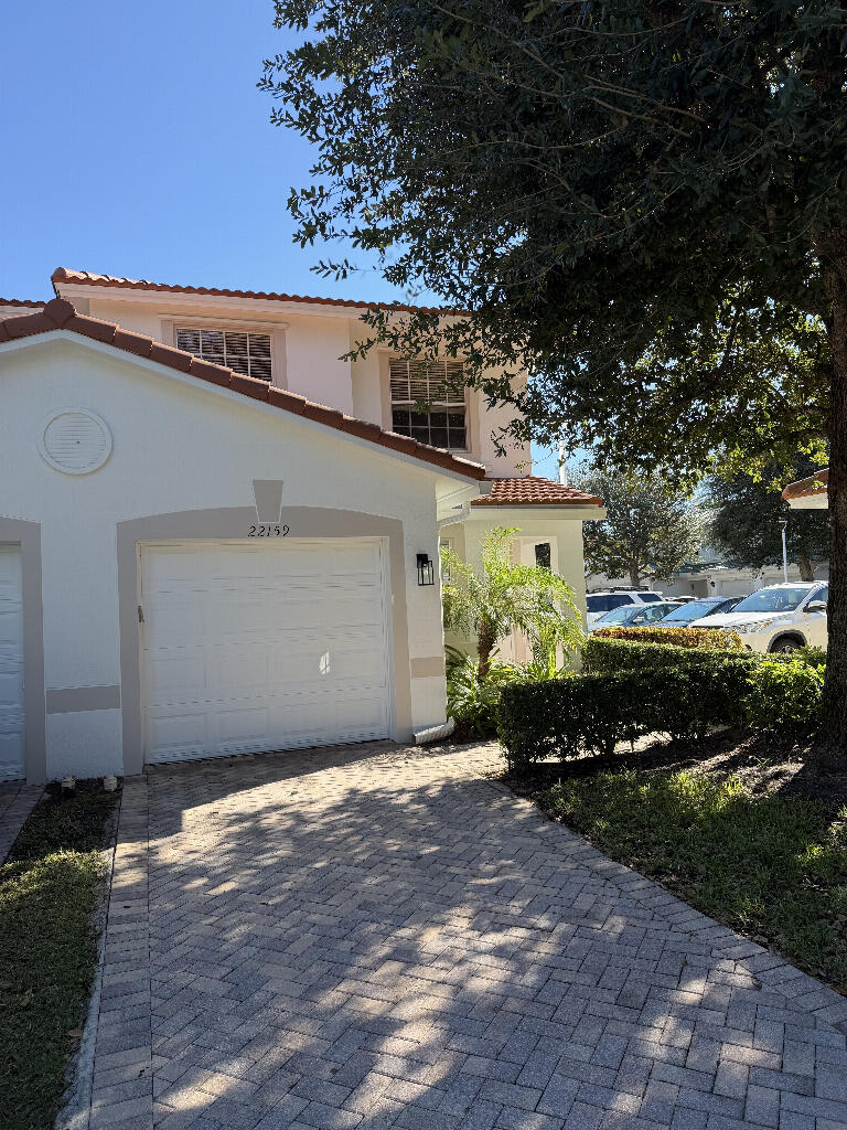 22159 Majestic Woods Way — photo