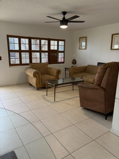 381 Mansfield J — photo
