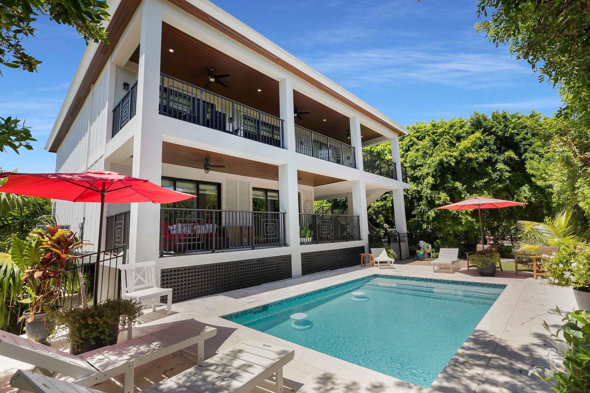 239 W Seaview Drive — photo