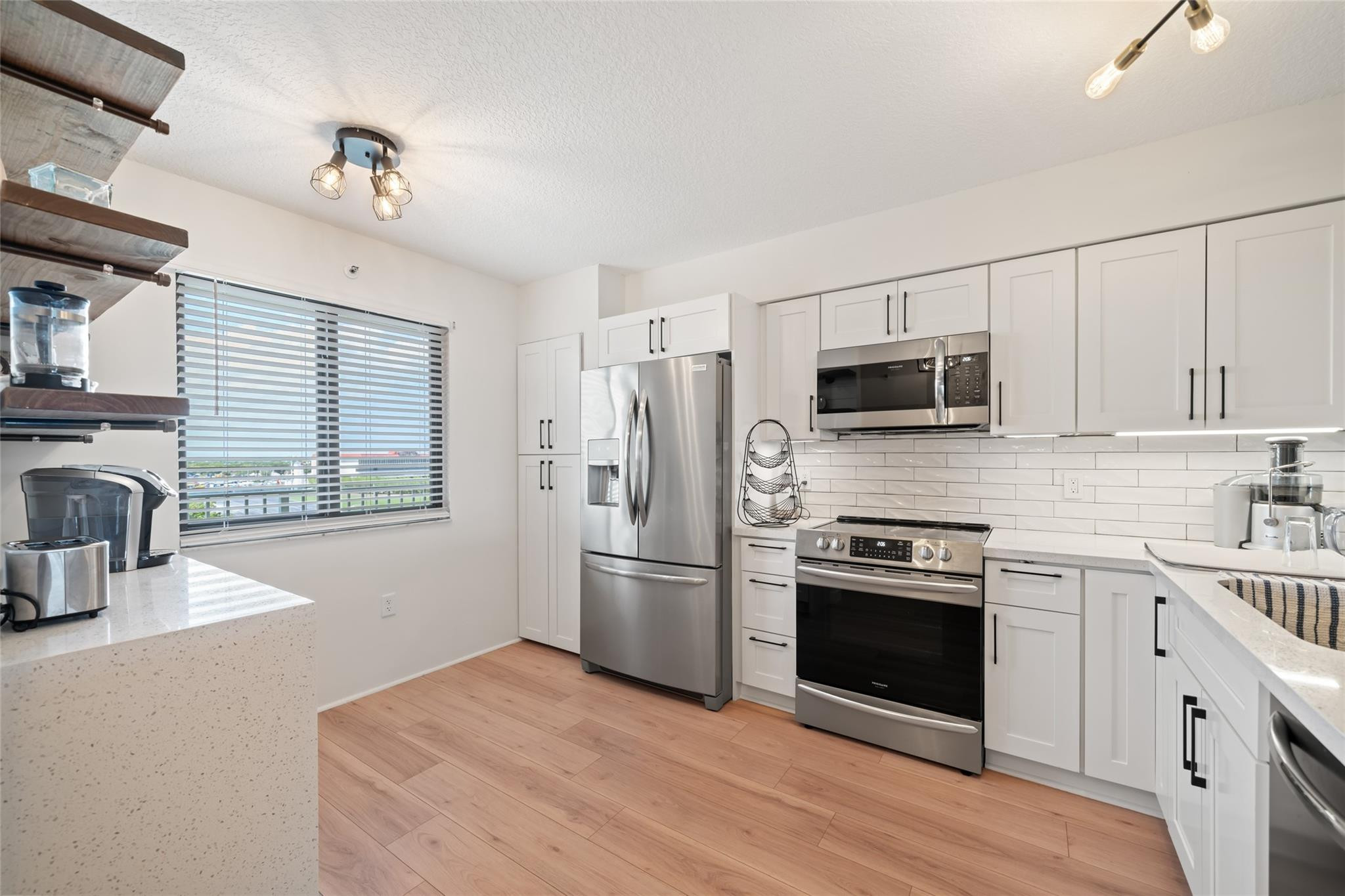 2240 N Cypress Bend Drive #802 — photo