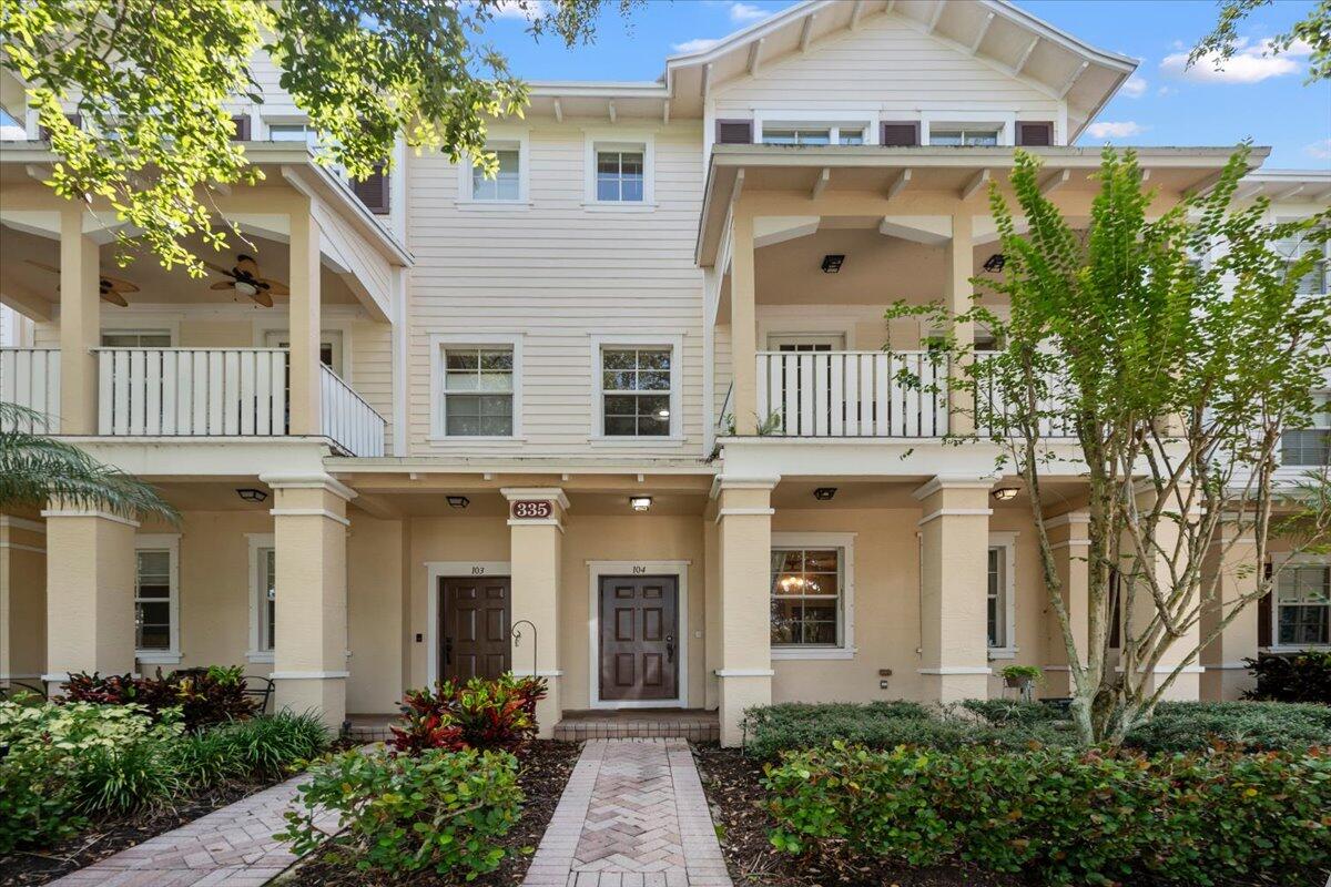 335 E Thatch Palm Circle 104 — photo