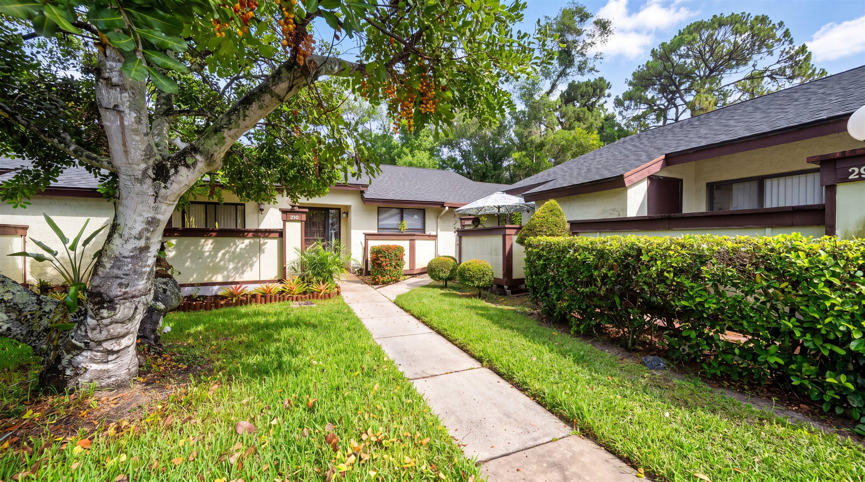 291 Amber Court — photo