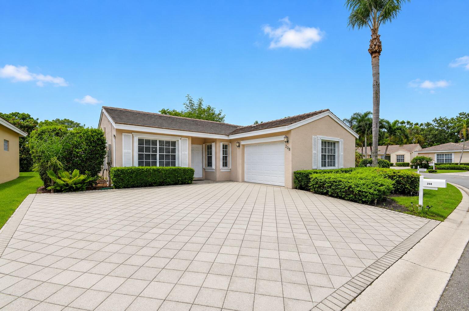 208 Caribe Court — photo