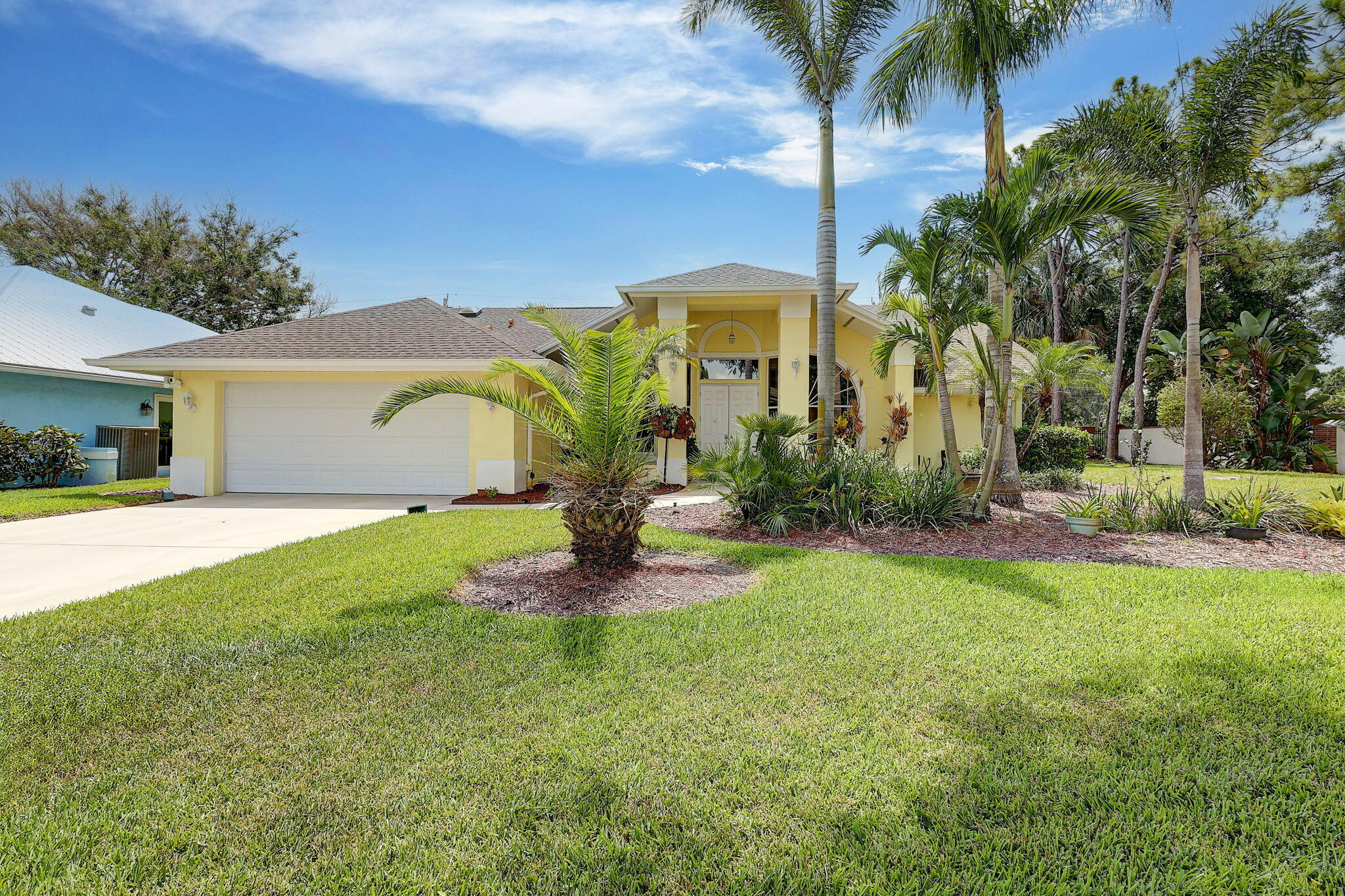 1163 SW Sundew Court — photo