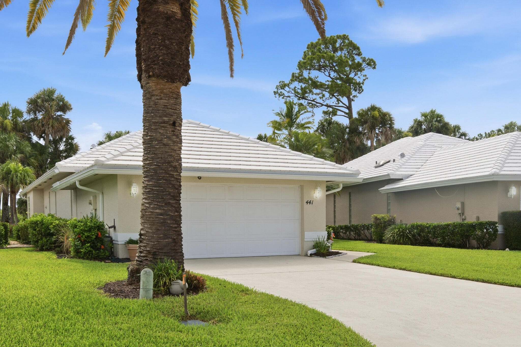 441 SW Fairway Landing — photo
