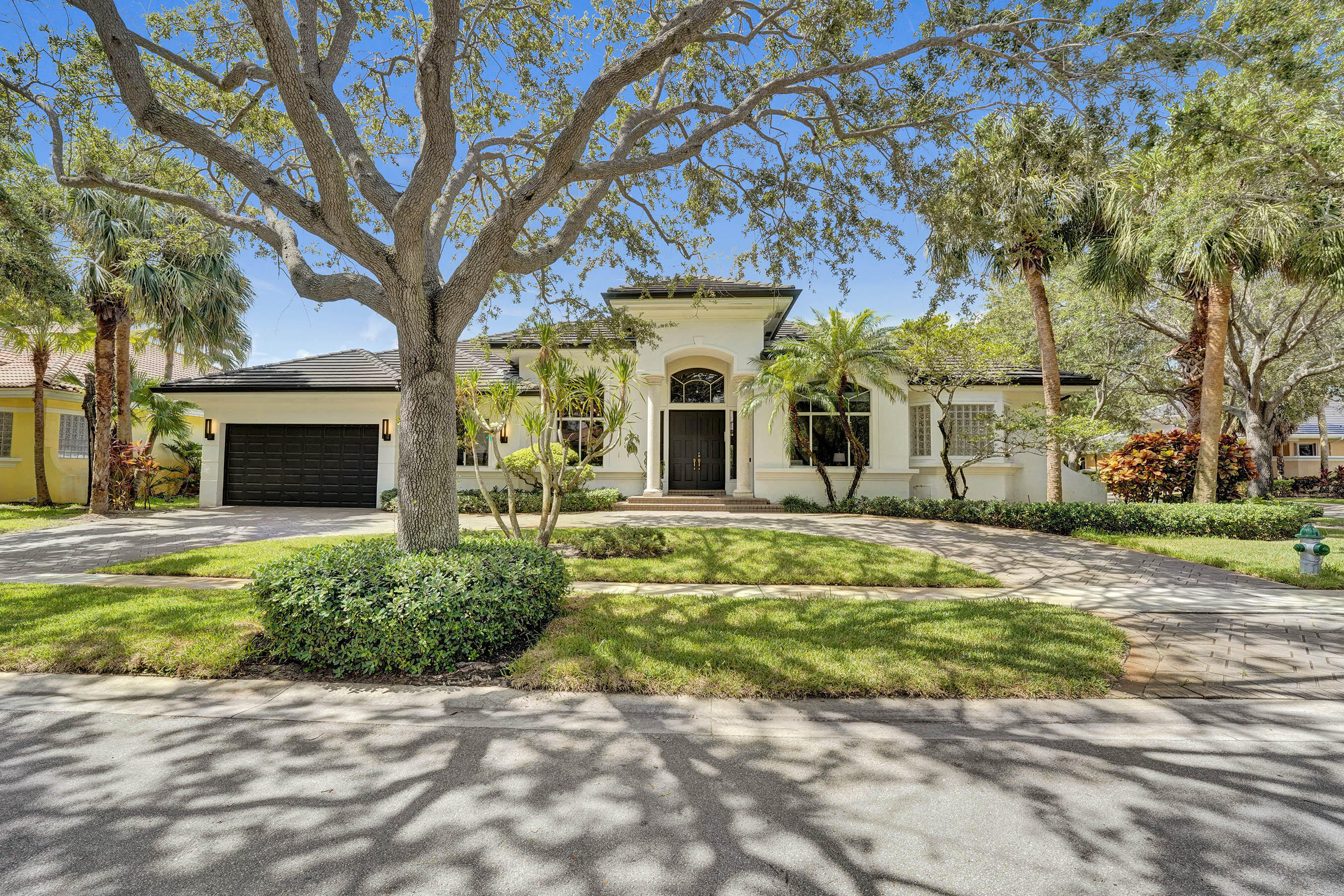 3348 Oak Hill Street — photo