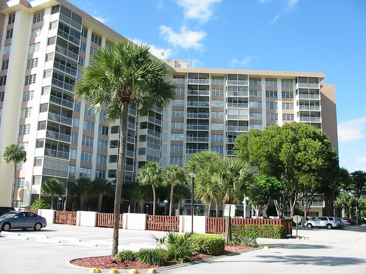 10777 W Sample Road 1104 — photo