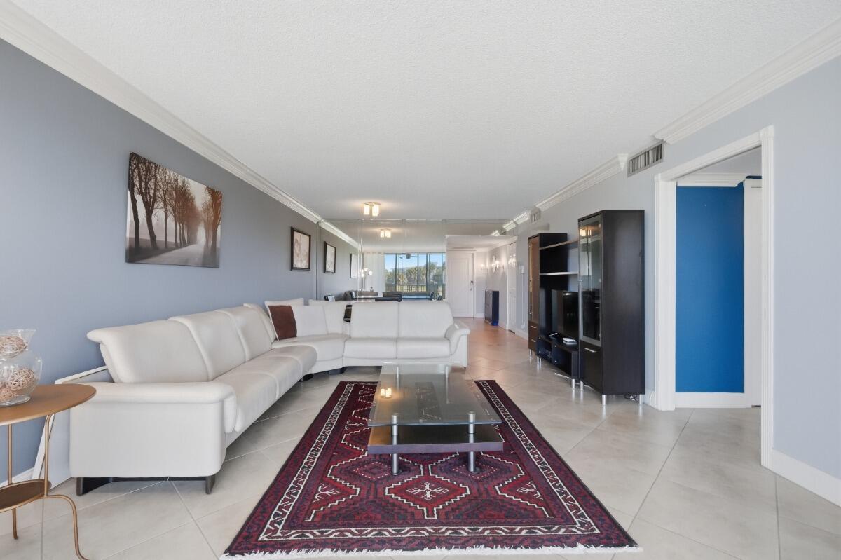 3001 S Palm Aire Drive 206 — photo
