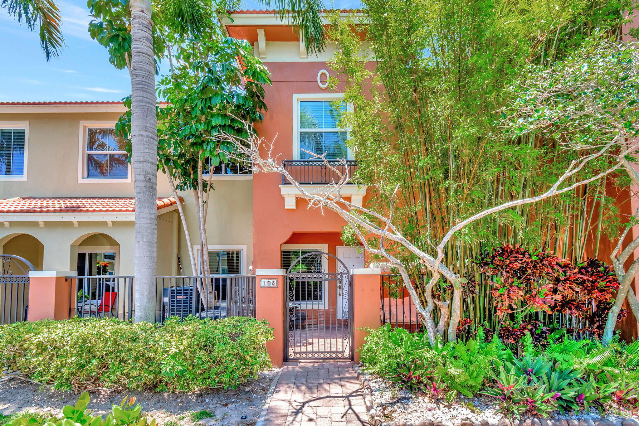 103 Monterey Bay Drive — photo