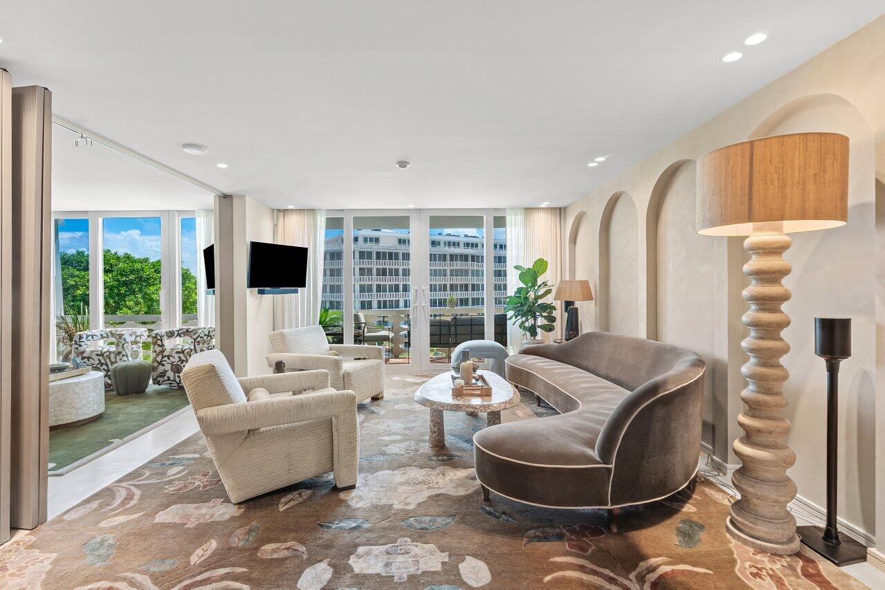 100 Sunrise Avenue 418 — photo