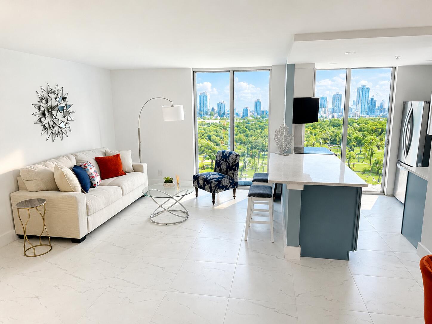 1505 N Riverside Drive 508 — photo