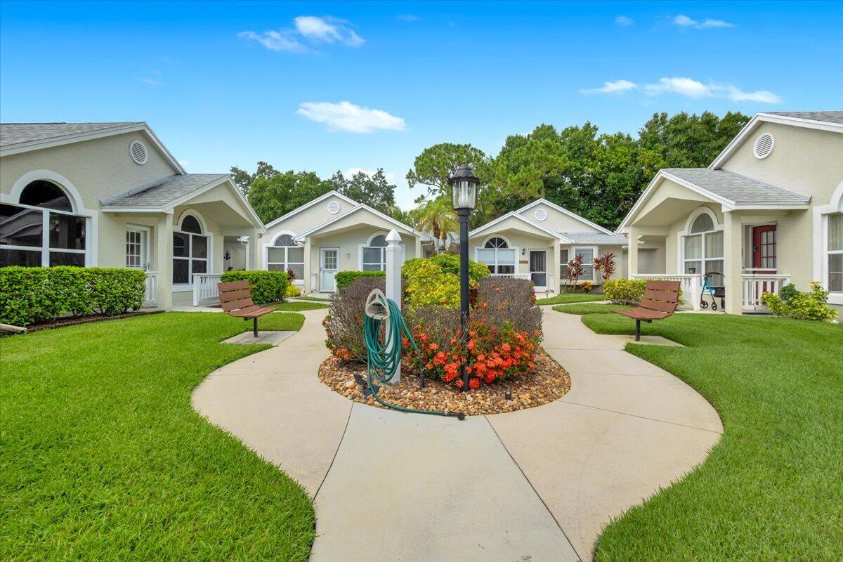 1189 NW Lombardy Drive — photo