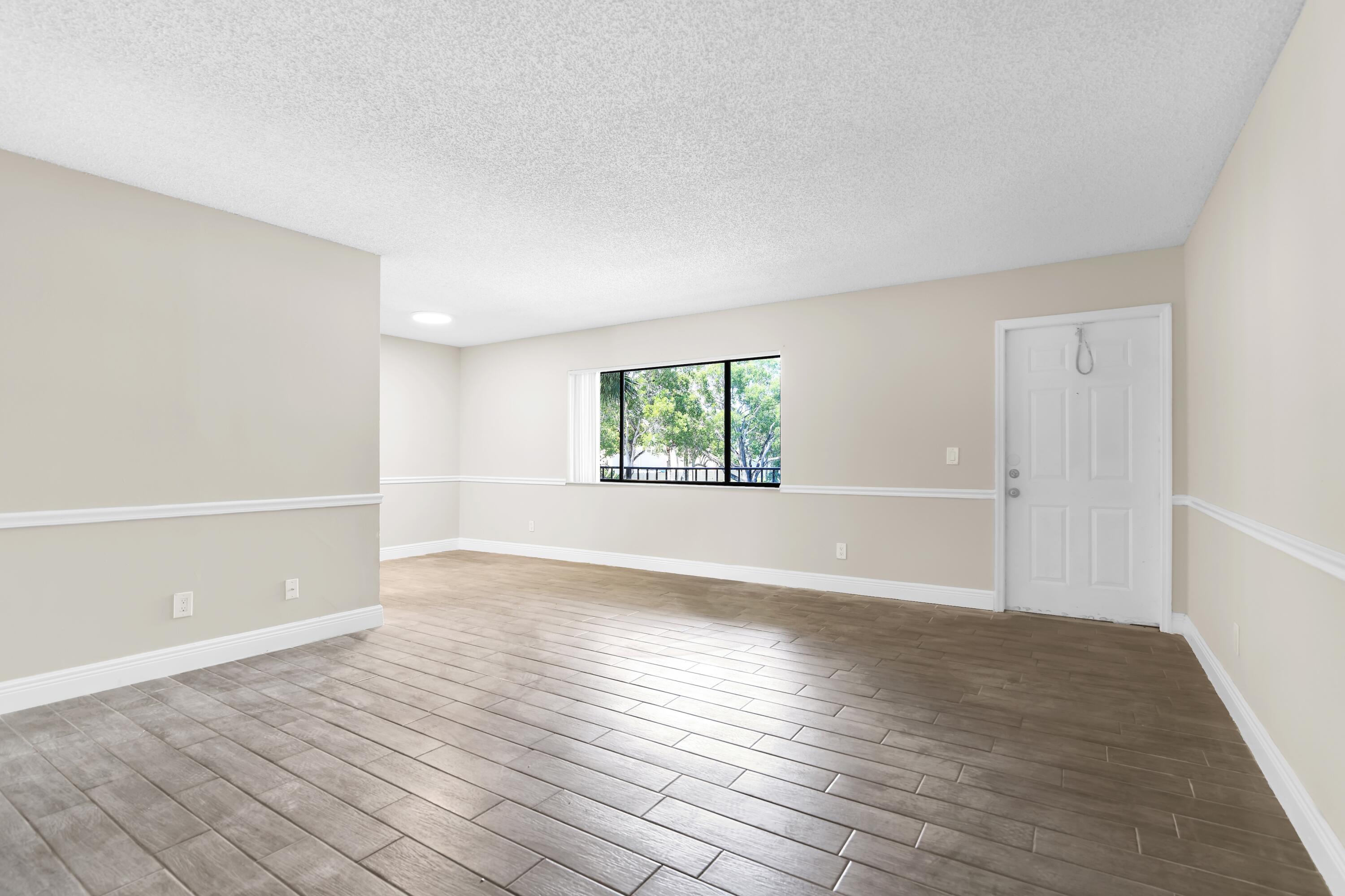414 Meadows Circle — photo