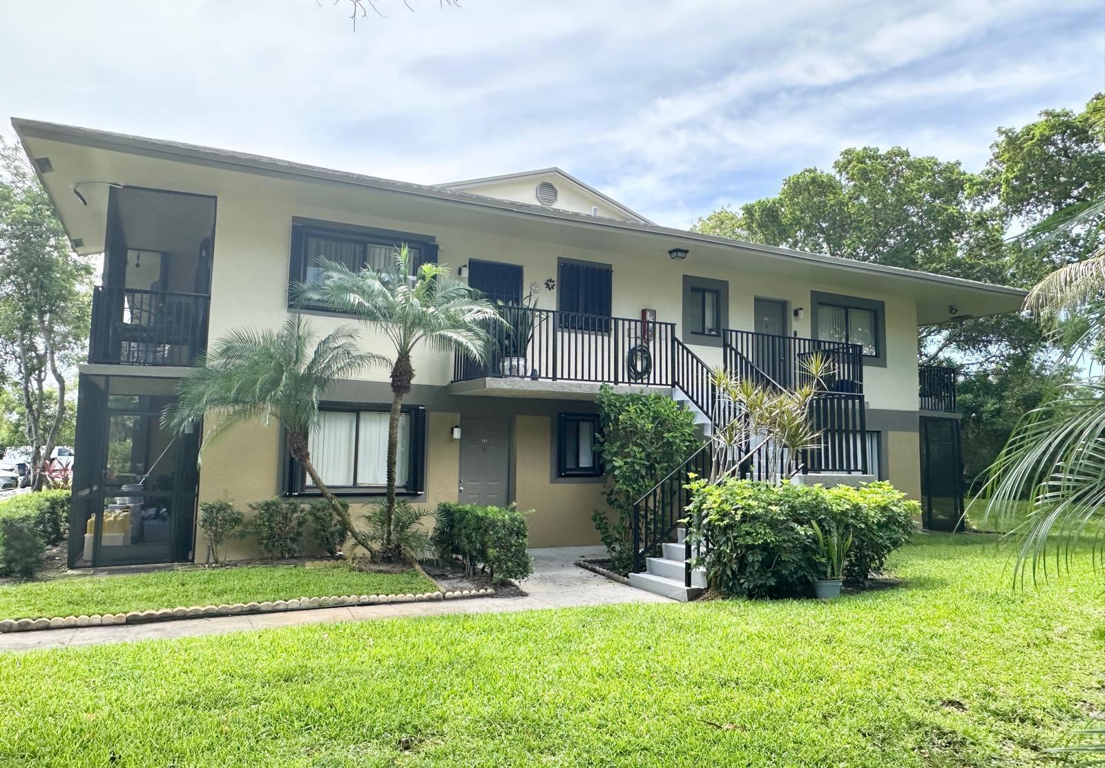 588 Trace Circle 211 — photo