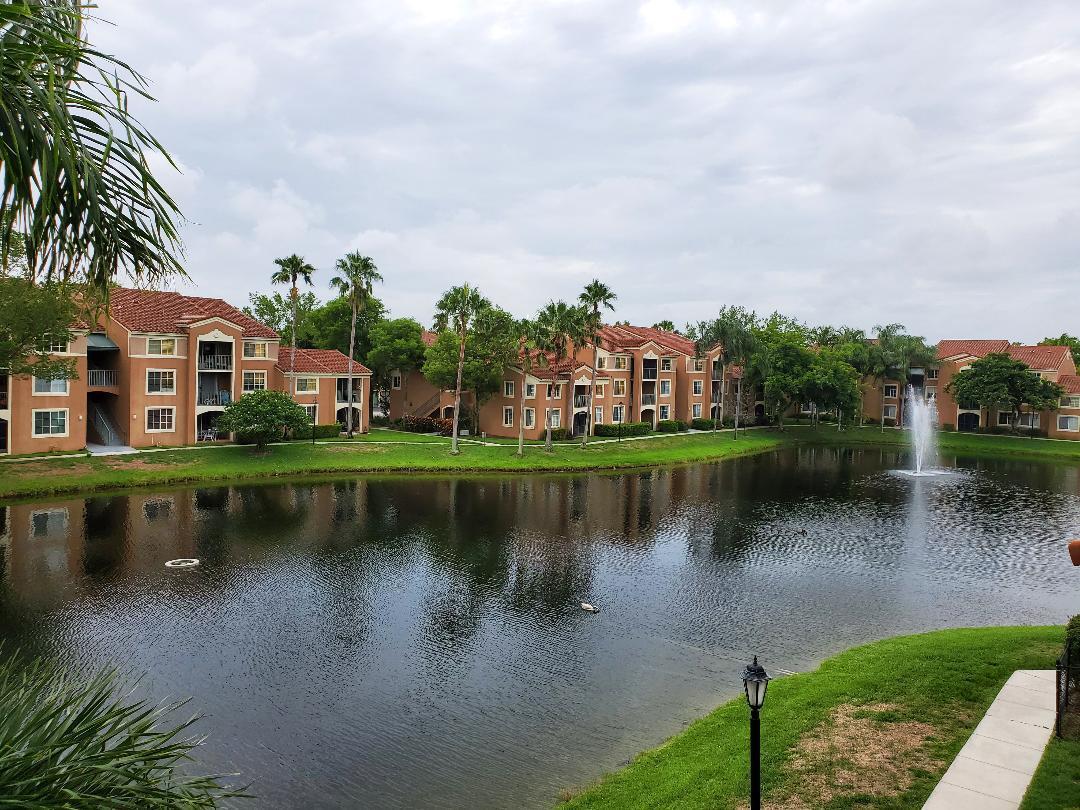 4844 N State Road 7 2304 — photo