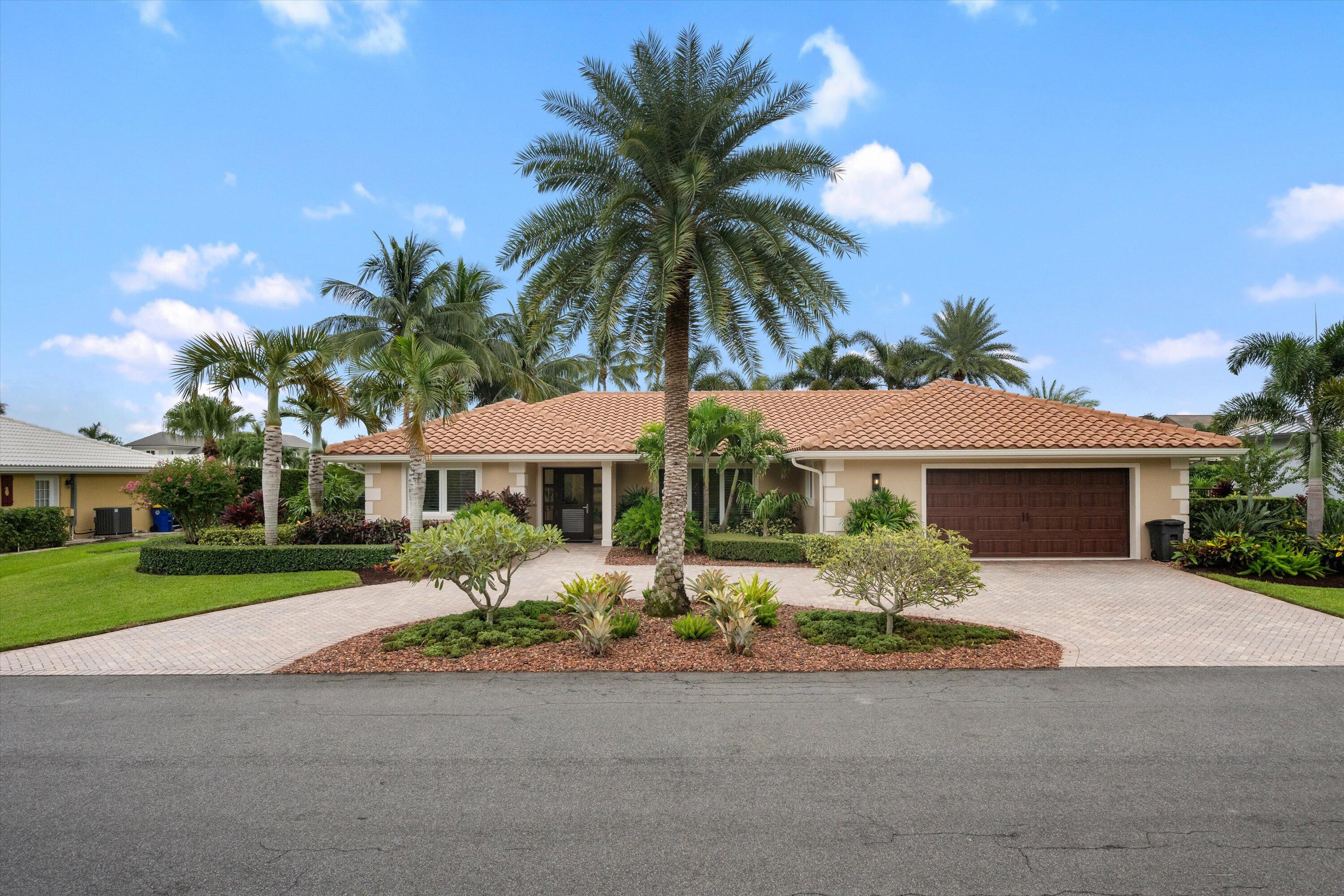 8884 SE Pelican Island Way — photo