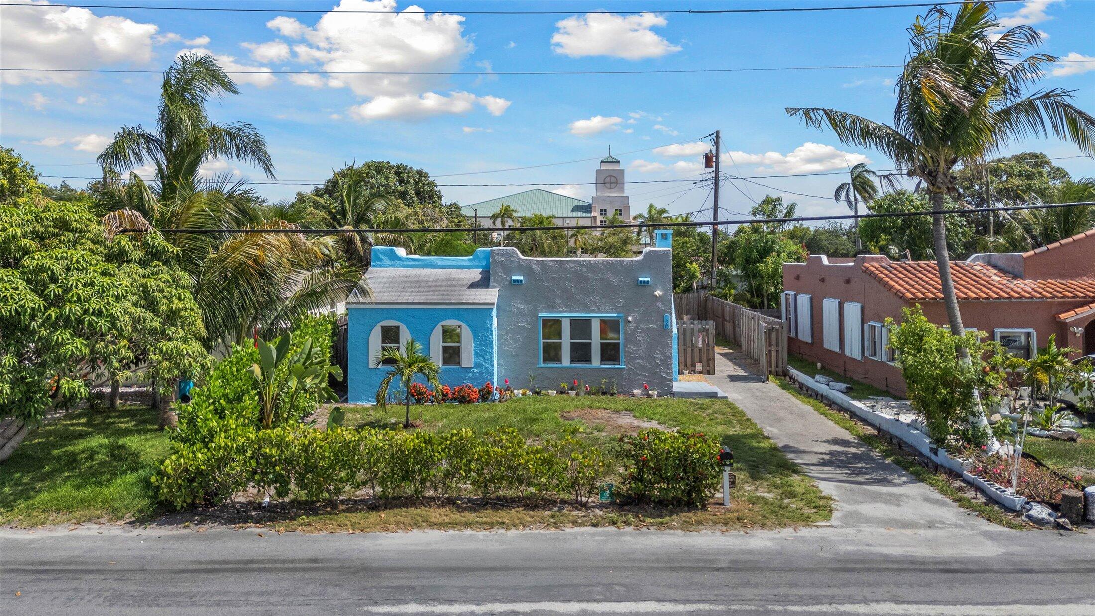 120 NW 4th Avenue — photo