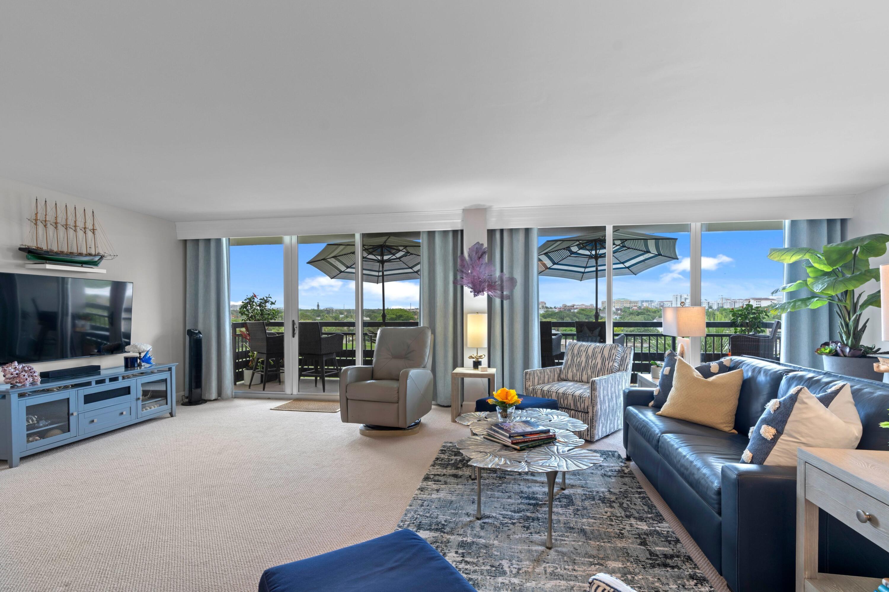 555 NW 4th Avenue Apt 501 — photo