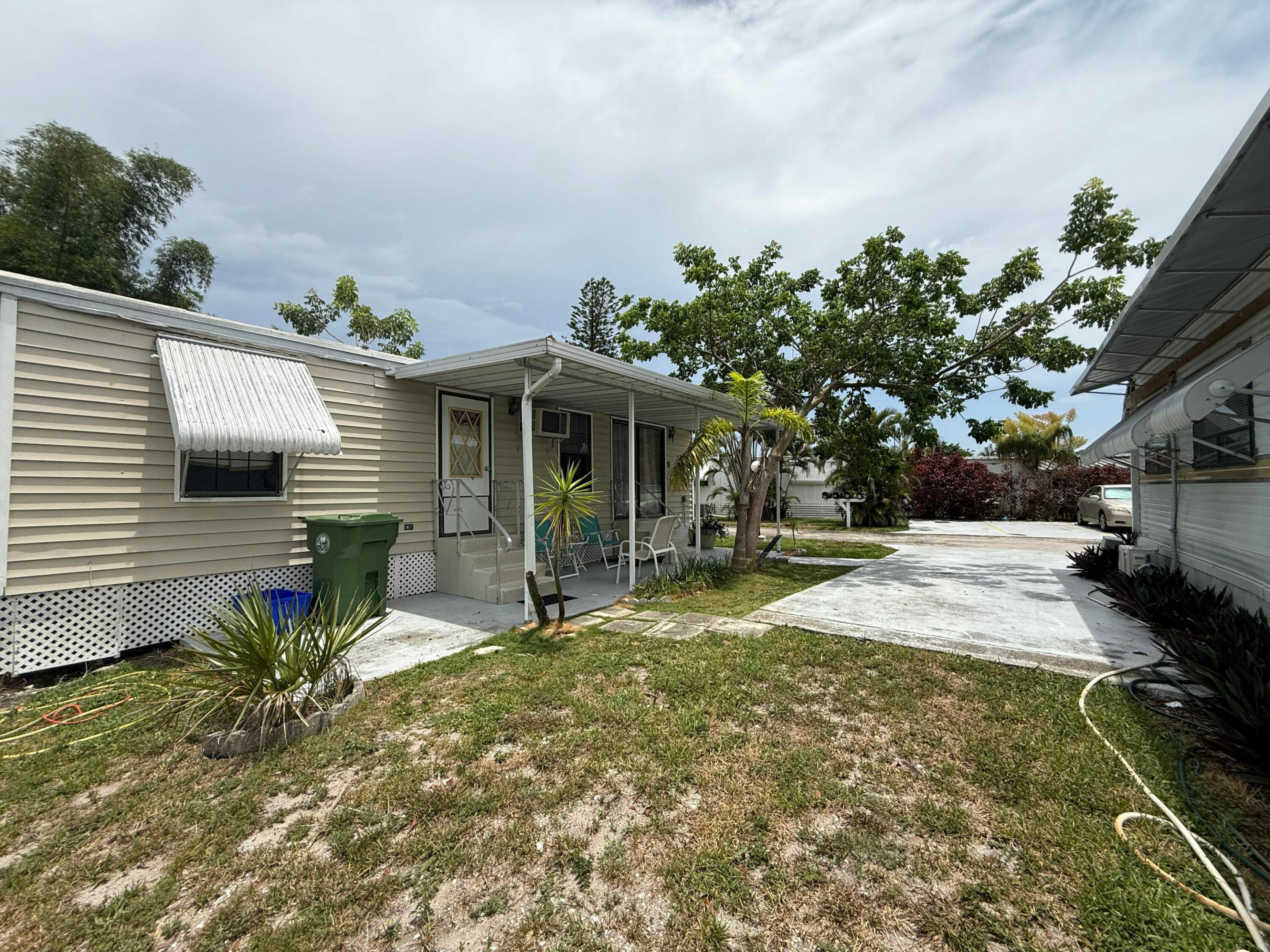 42 Palm Drive 42 — photo