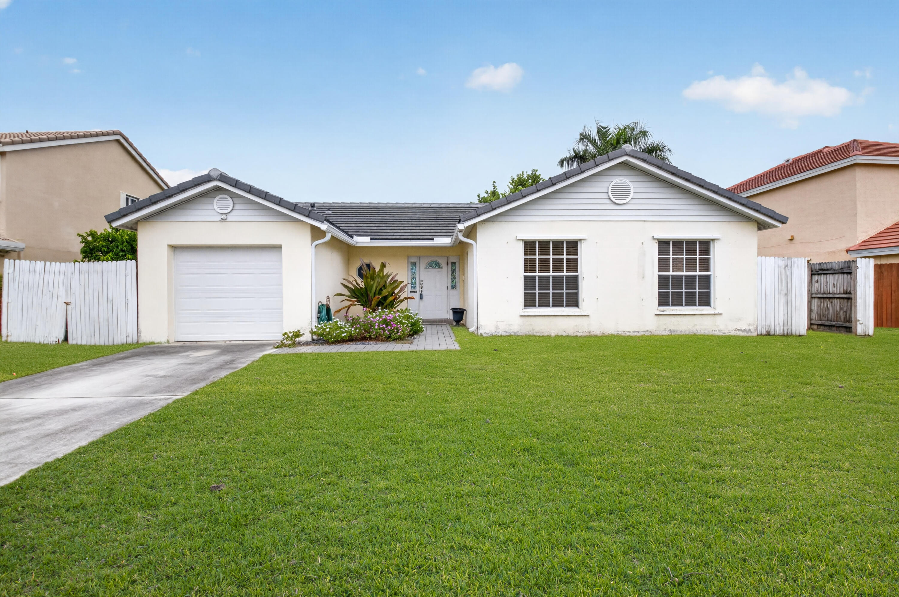 6773 Alden Ridge Drive — photo