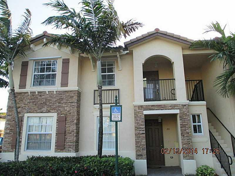 1570 NE 33 Road 201 — photo