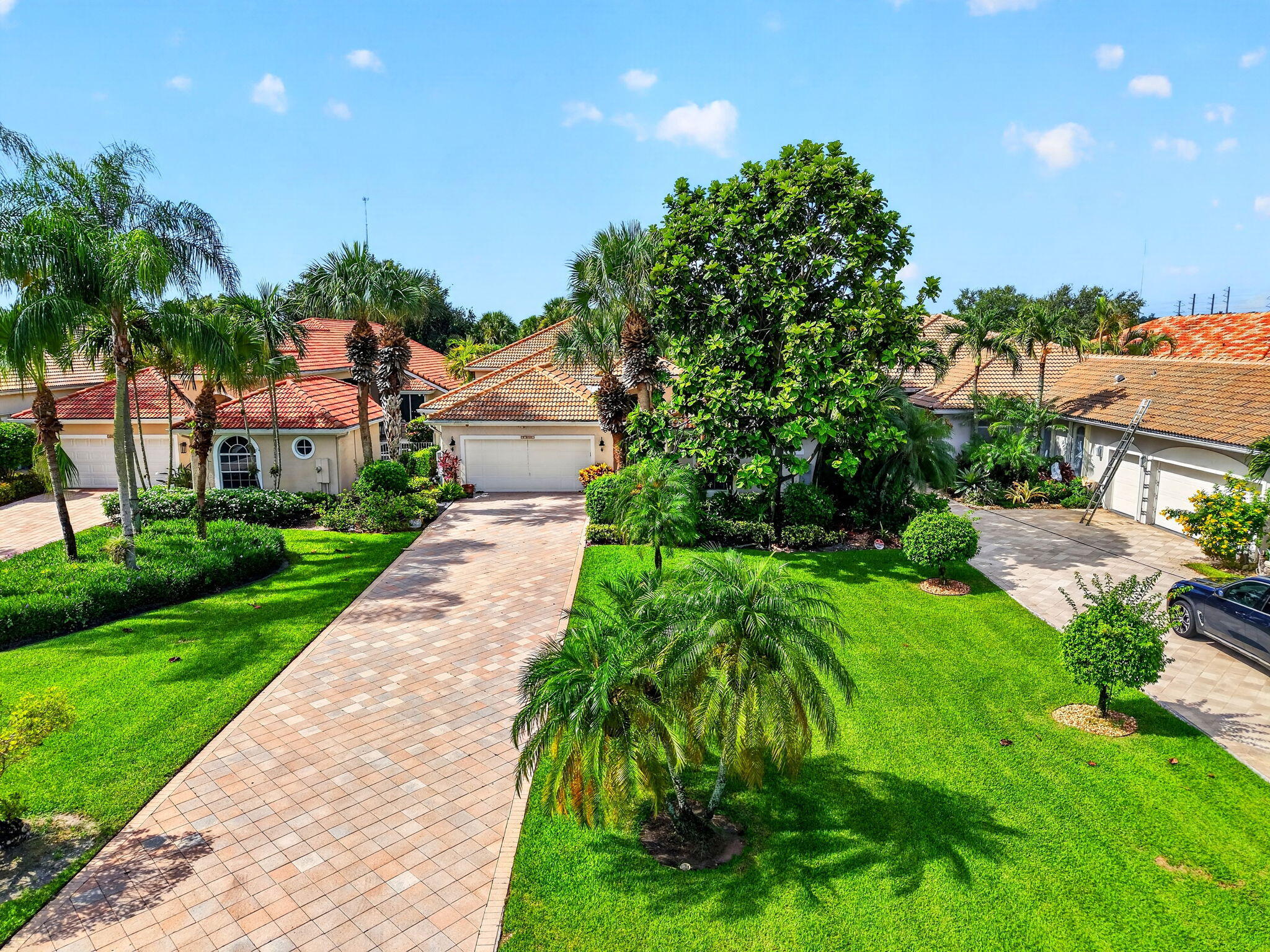 10694 Greenbriar Villa Drive — photo