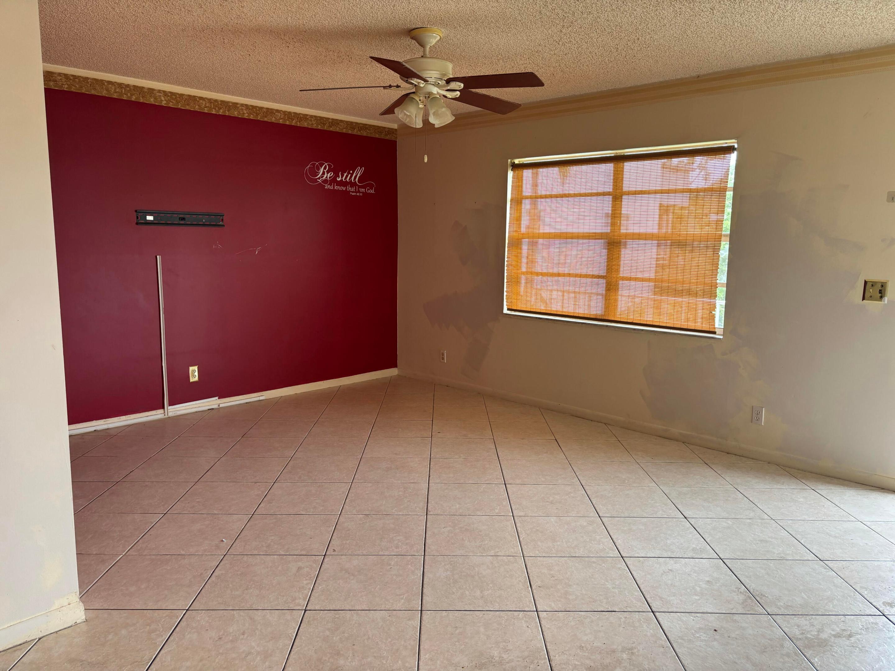 793 Flanders Q — photo
