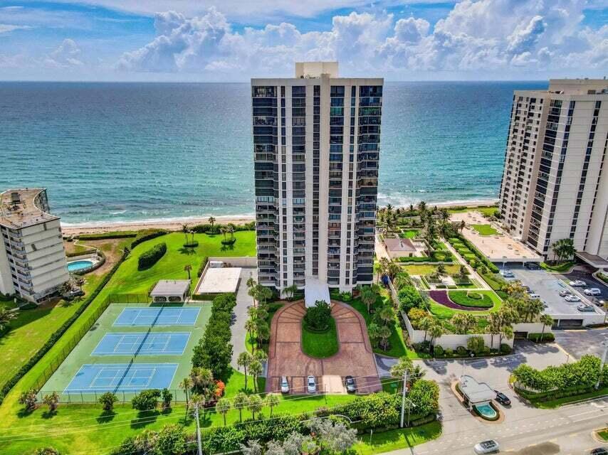 5380 N Ocean Drive 11J — photo