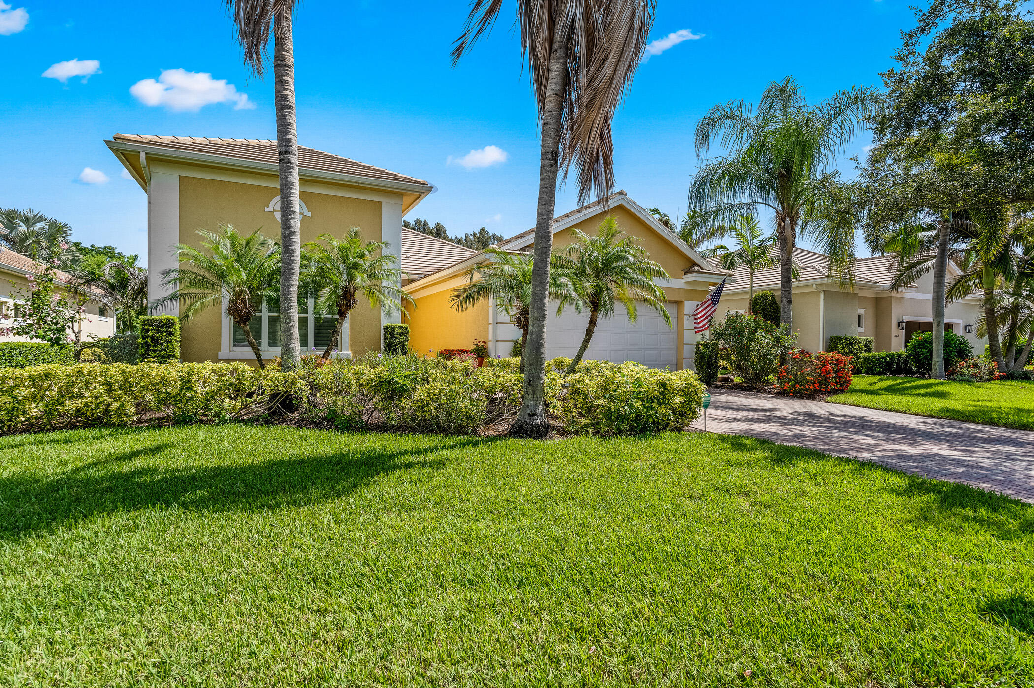 1065 River Wind Circle — photo