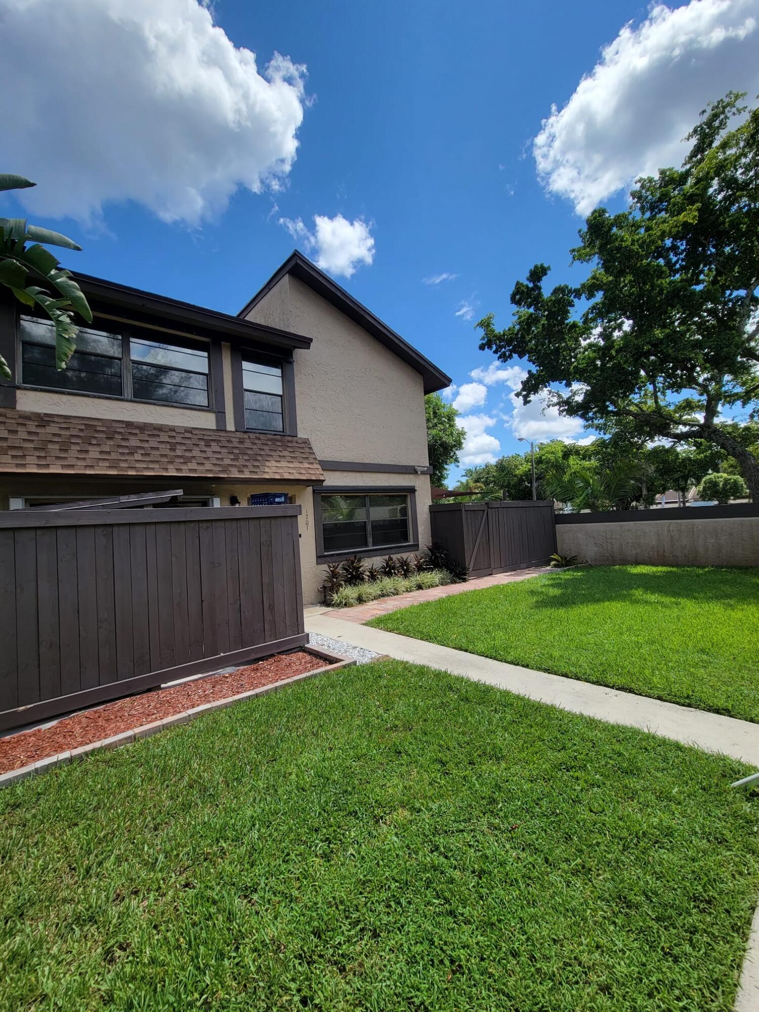 1701 Bayberry Drive 1701 — photo