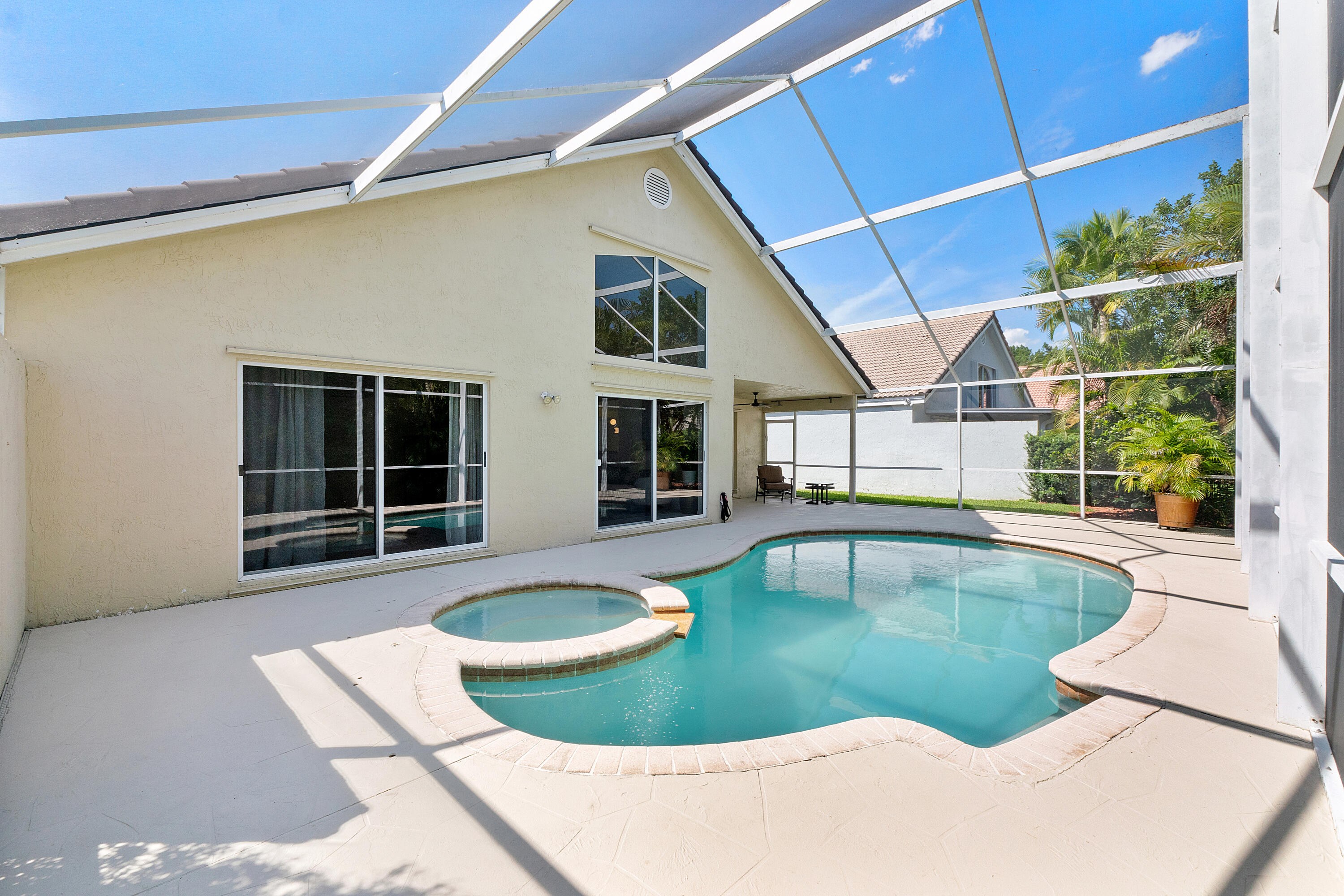 2016 Island Circle — photo