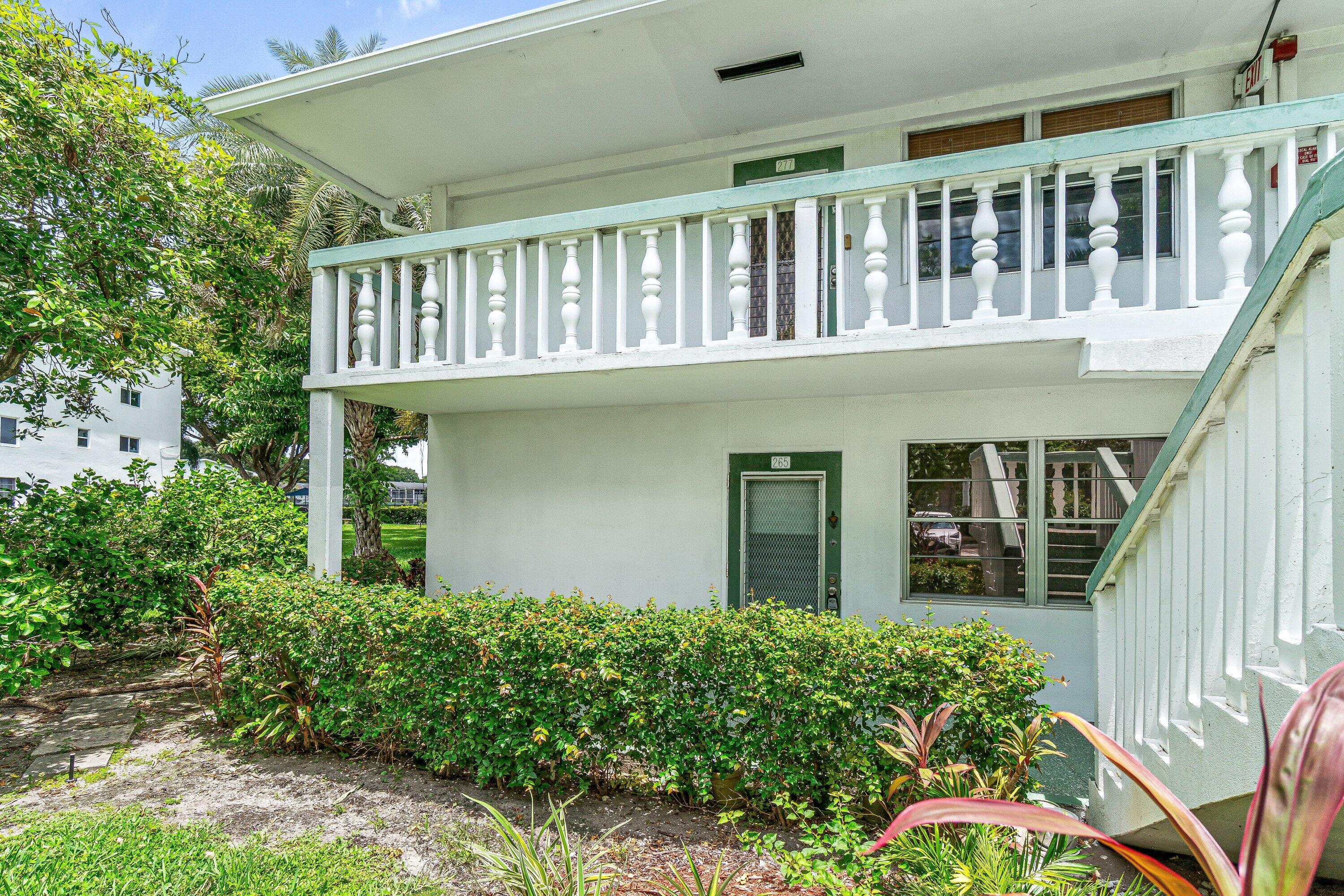 265 Newport R Drive R — photo