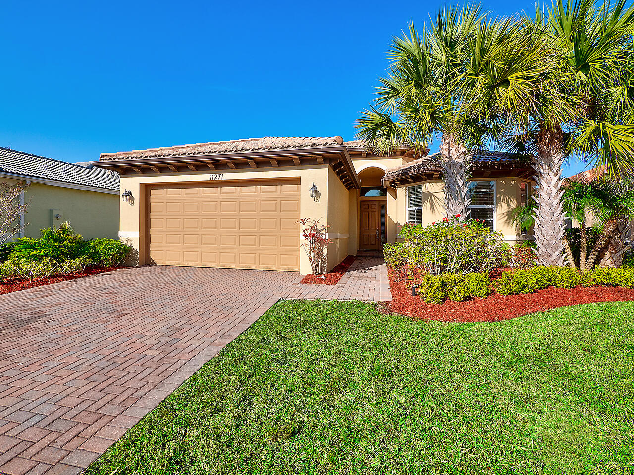 11271 SW Barton Way — photo