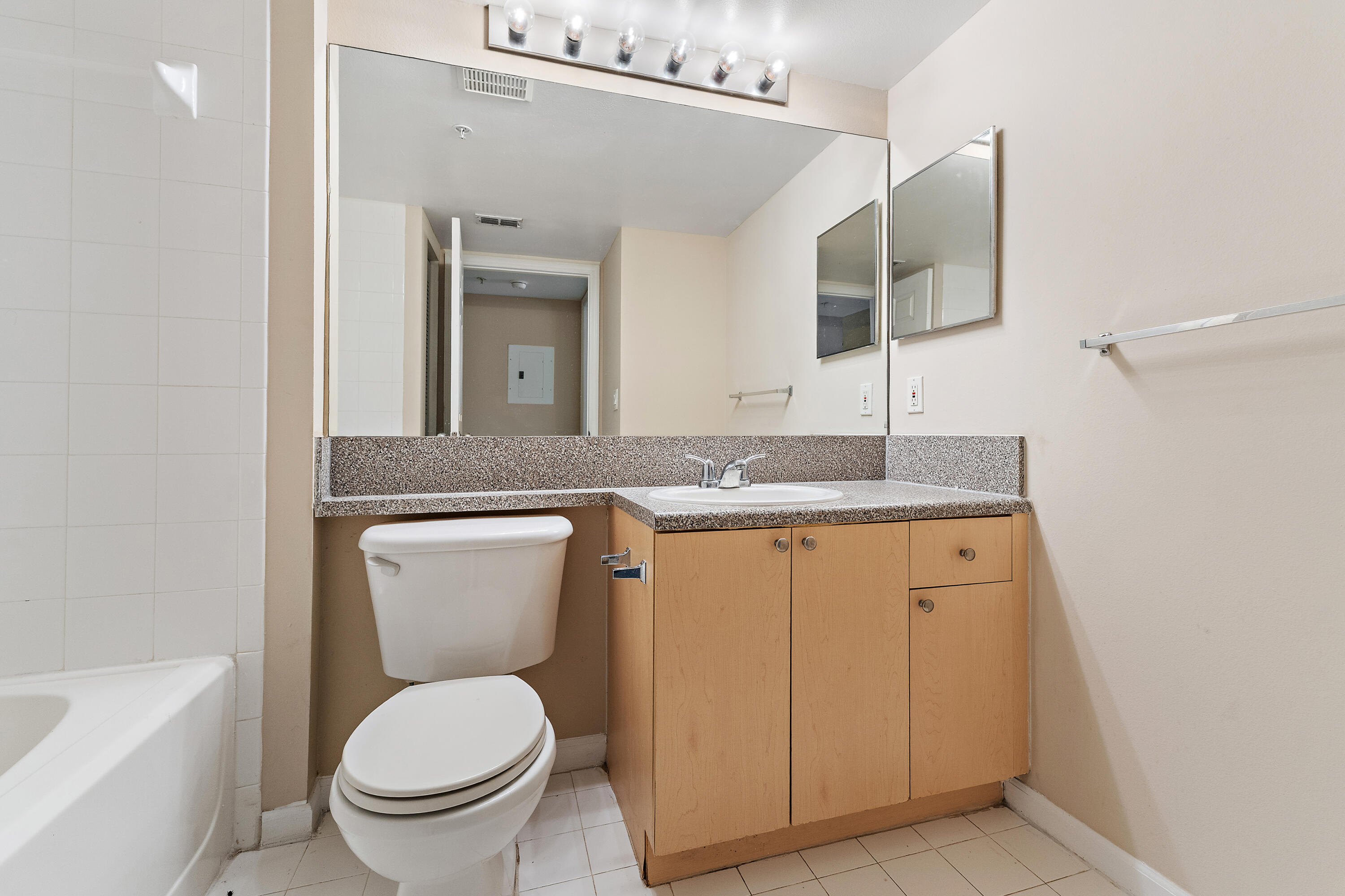 3759 NW Mediterranean Lane 2-209 — photo
