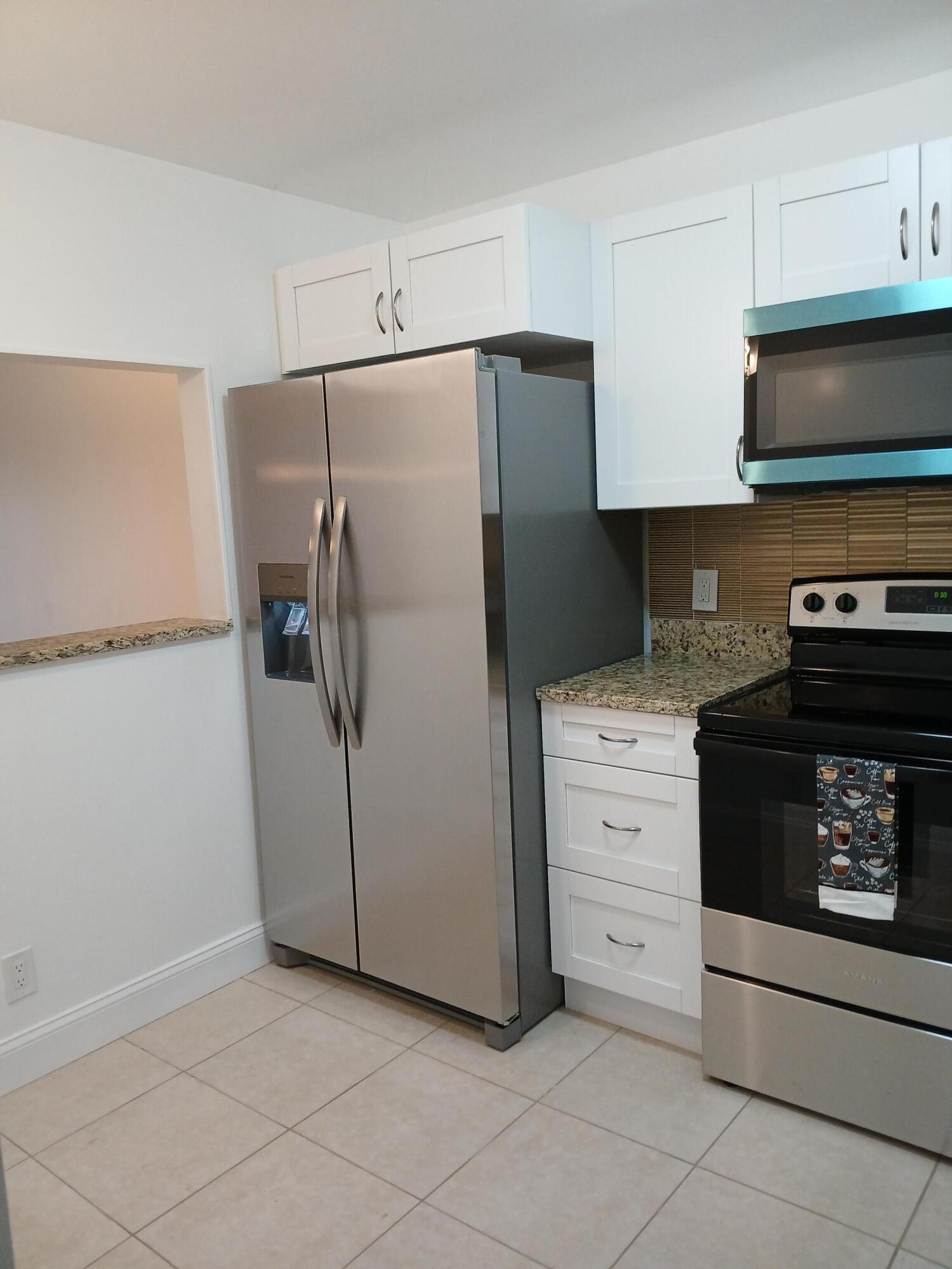 4760 Lucerne Lakes Boulevard W Unit 405 — photo