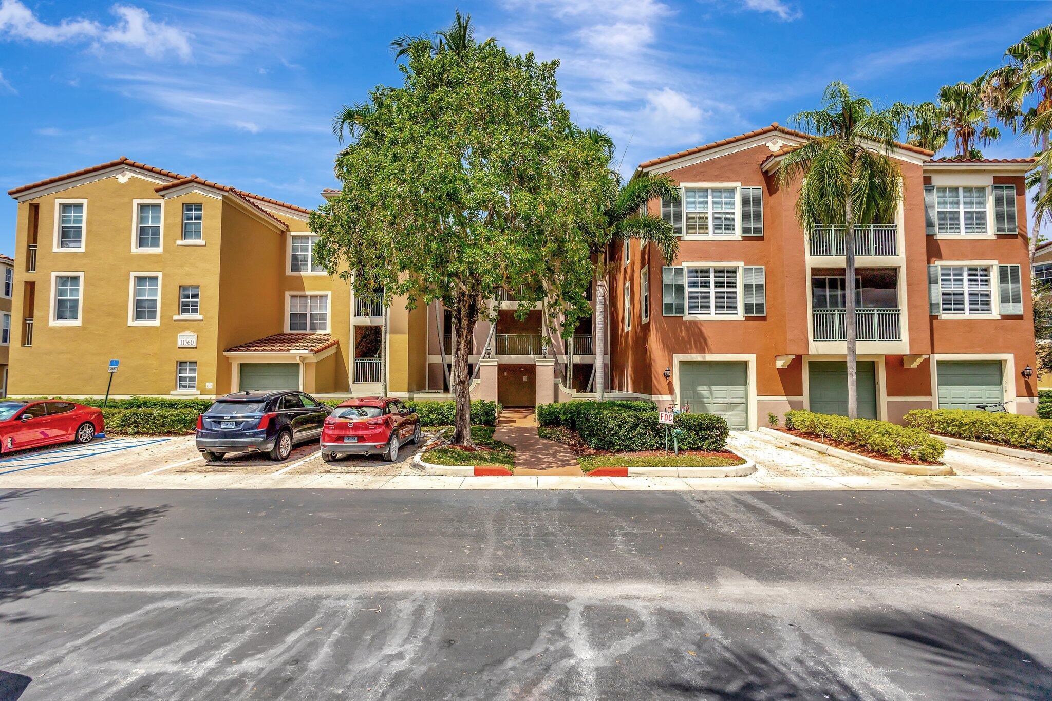 11760 Saint Andrews Place 204 — photo