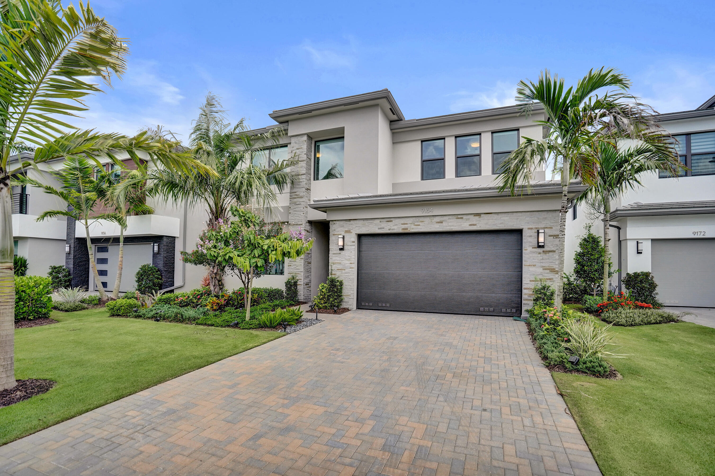 9164 Silver Marsh Lane — photo