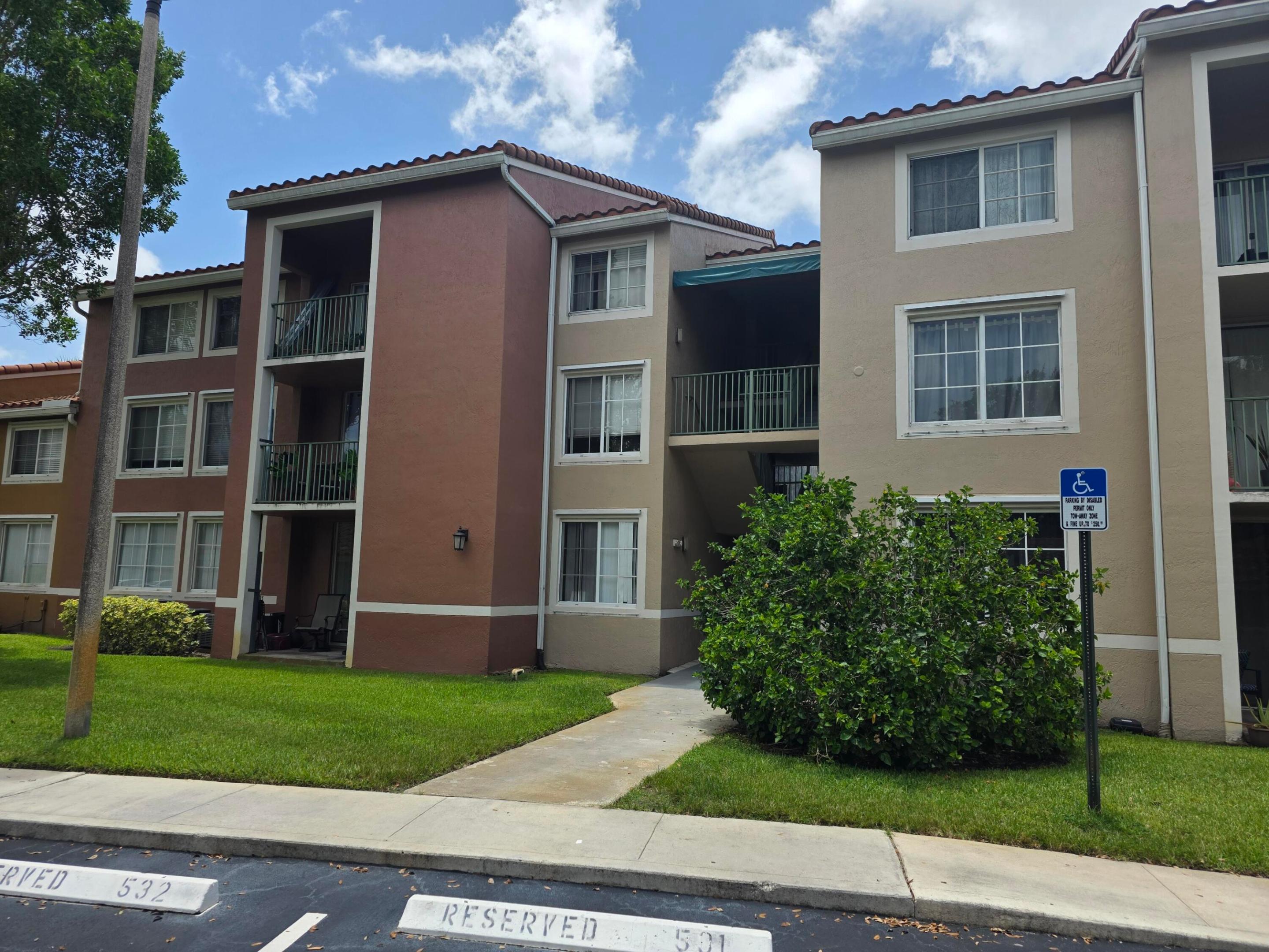 7824 Sonoma Springs Circle 104 — photo