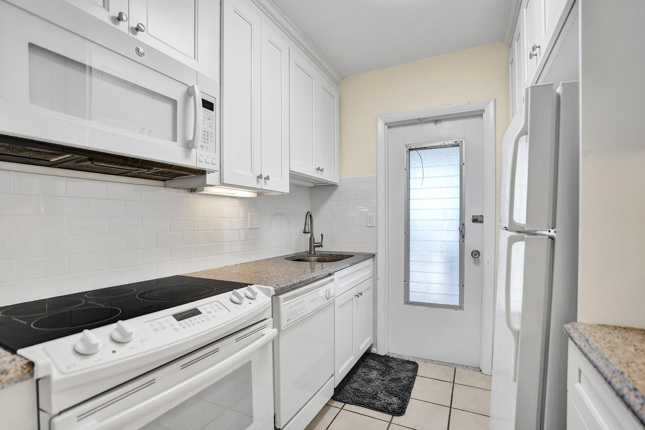 4501 S Ocean Boulevard B3 — photo