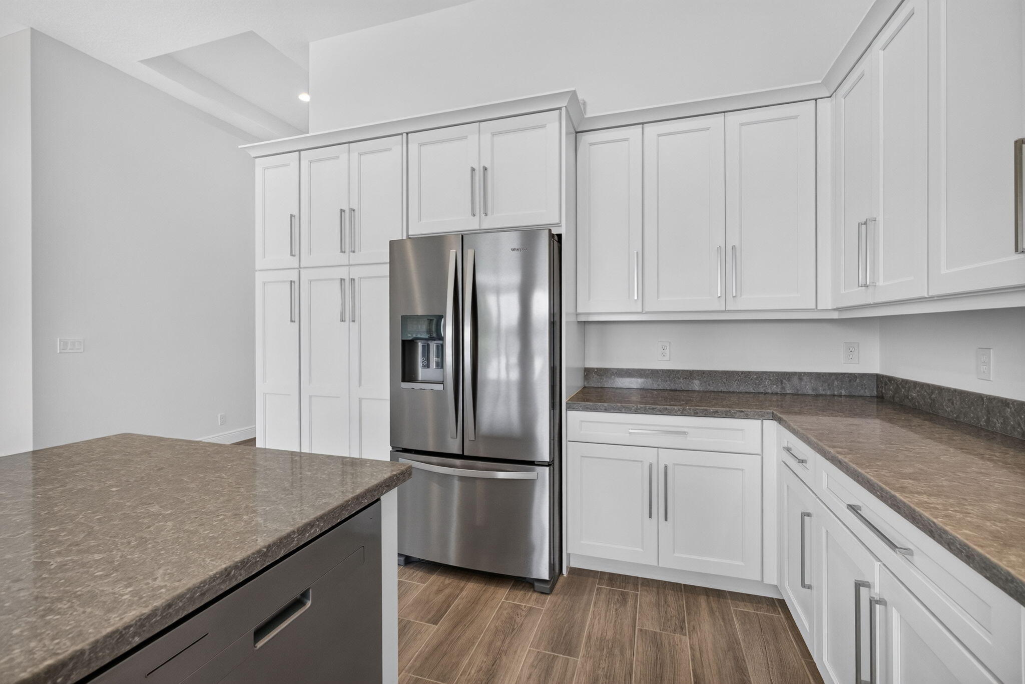 Home in Palm Beach Gardens, FL 33412 — photo 3