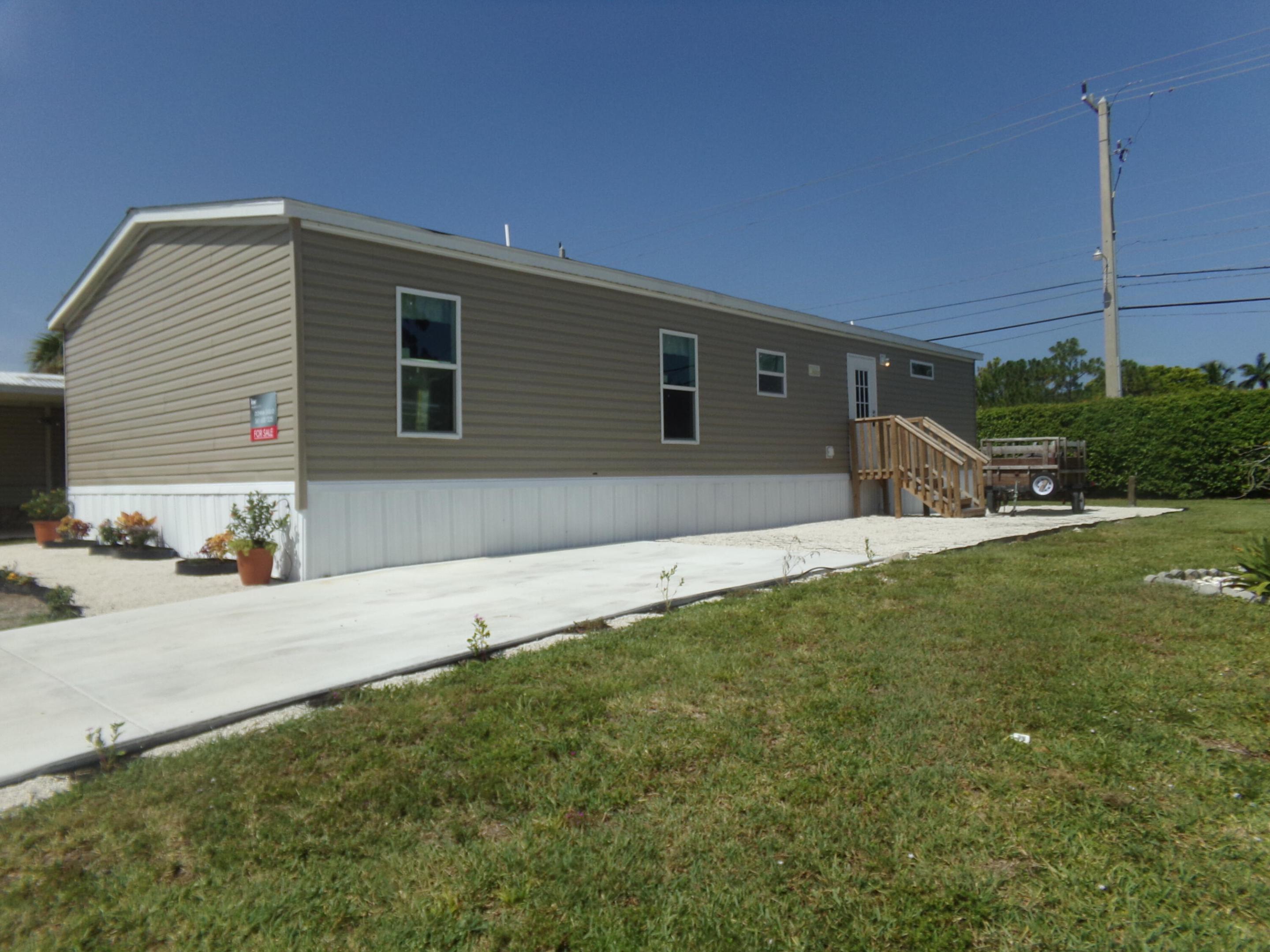1006 Andros Bay — photo