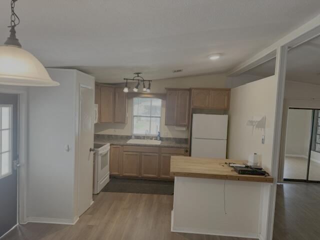 2799 SW Monarch Trail — photo