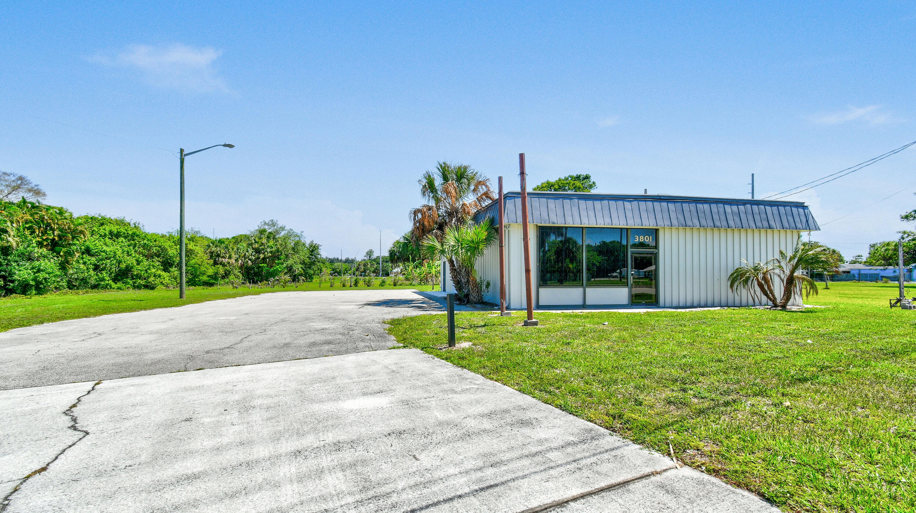 3801 Okeechobee Road — photo