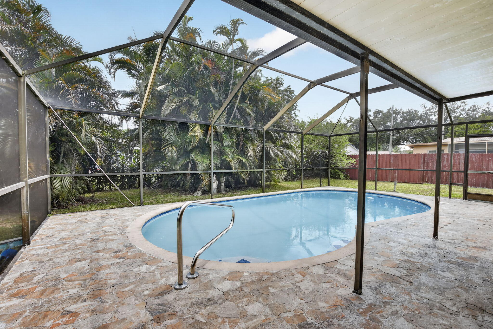 8968 SW 52nd Place — photo