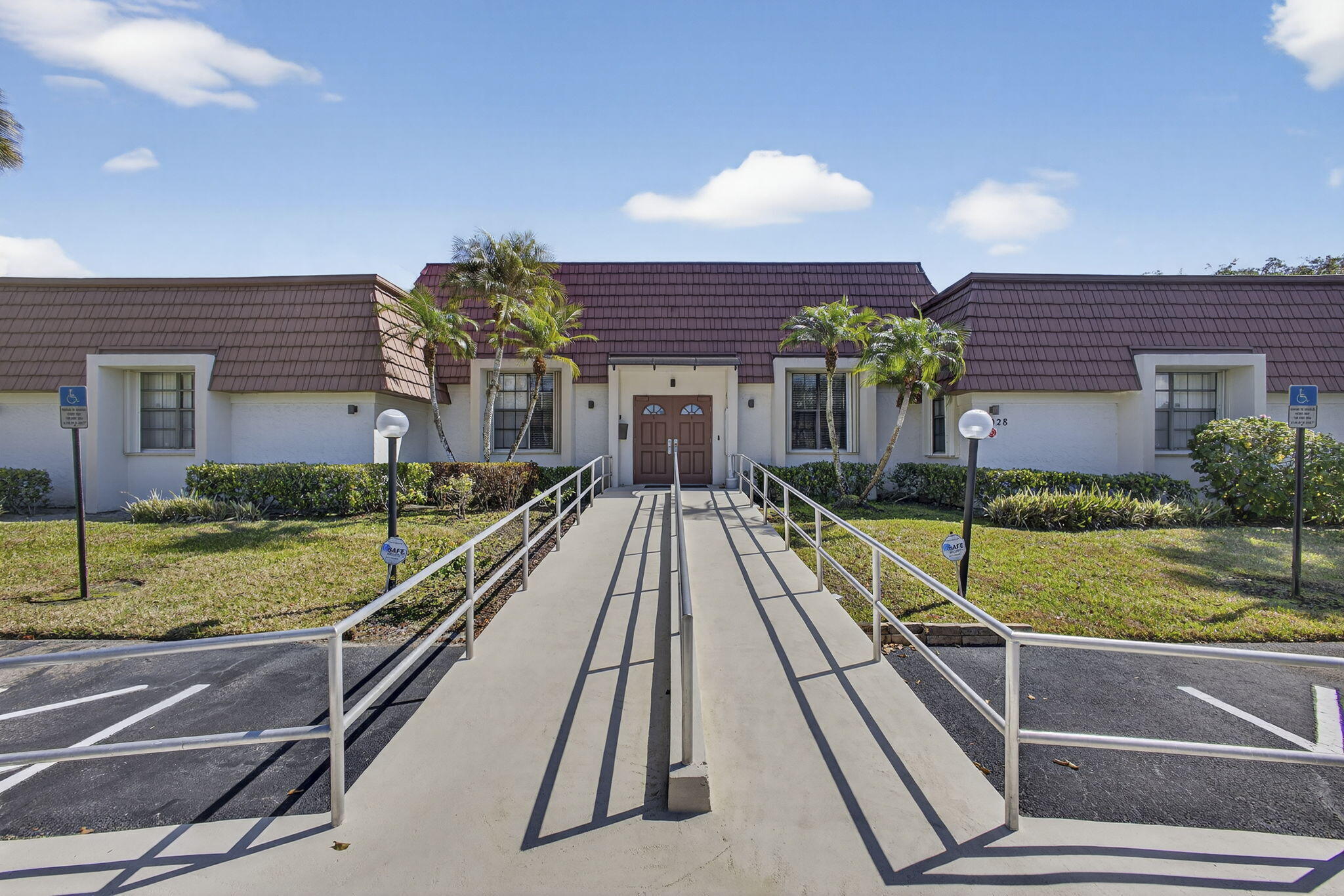12027 Greenway Circle S 204 — photo