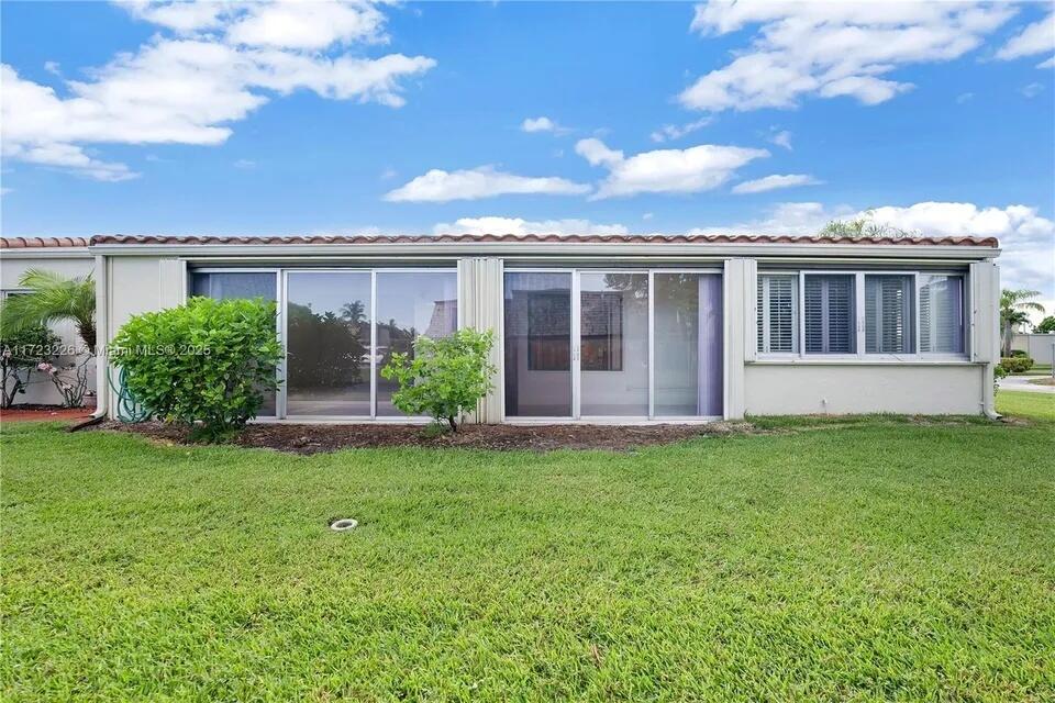2532 Boundbrook Drive S 104 — photo