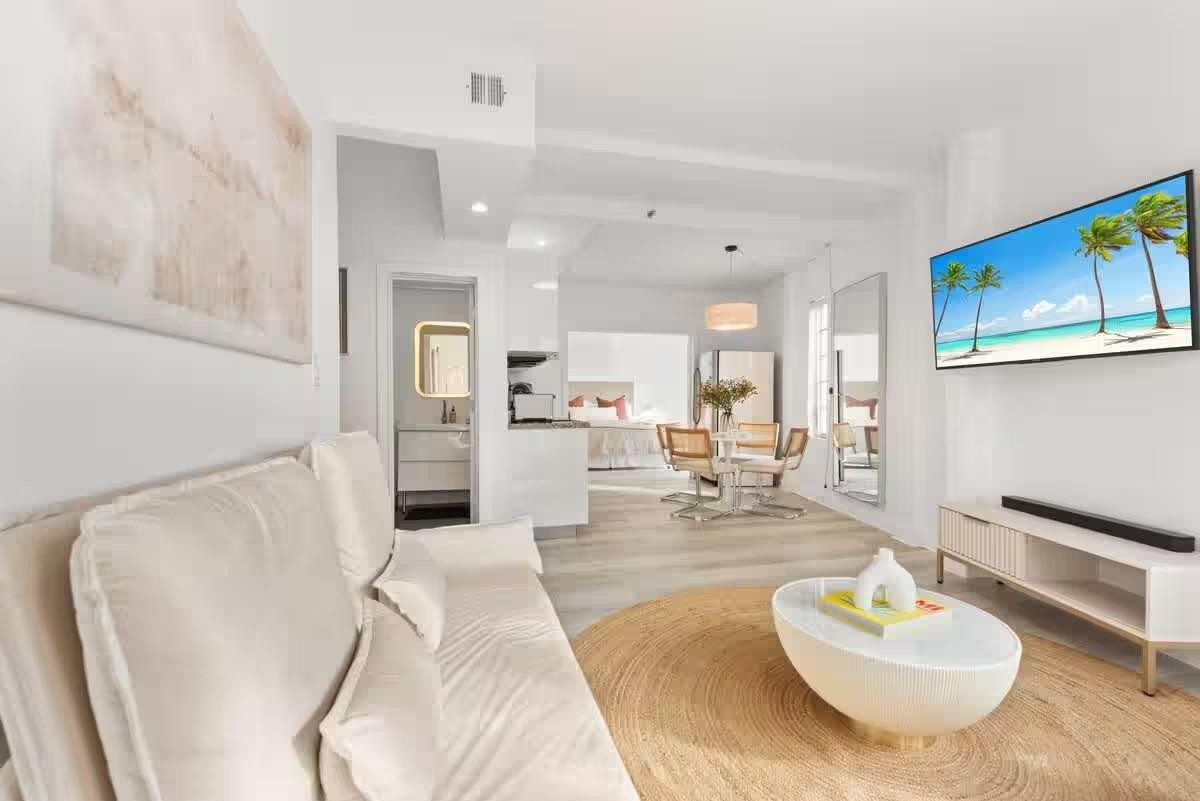 530 Ocean Drive — photo