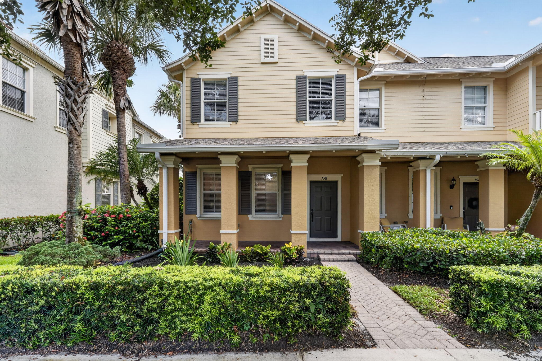 158 W Thatch Palm Circle — photo
