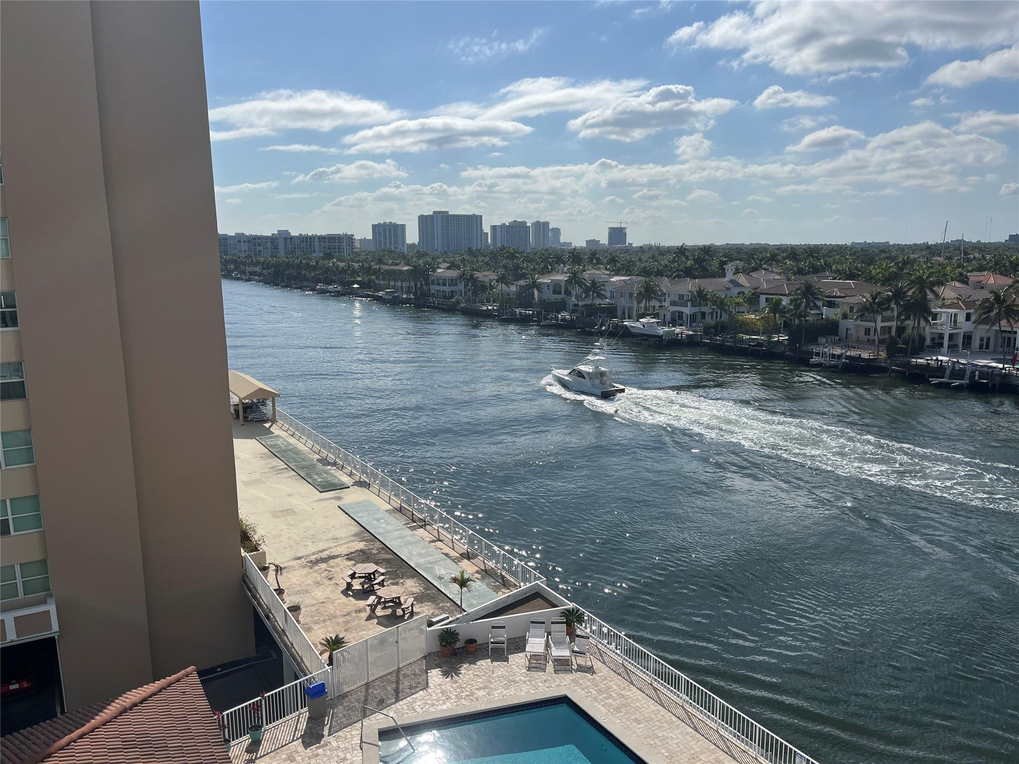 1400 S Ocean Drive 707 — photo