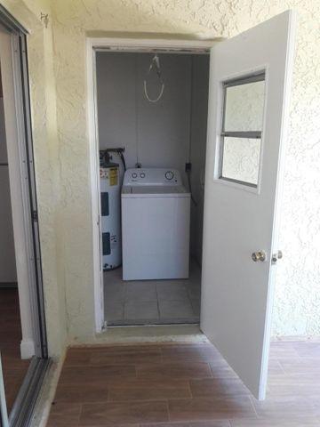 Home in Stuart, FL 34994 — photo 3